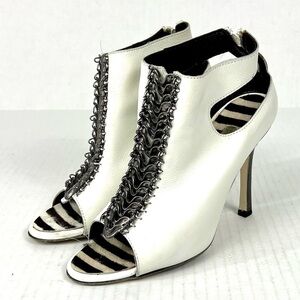 Manolo Blahnik White Leather Peep-toe Chain Bootie Heels - Size 5.5 /36